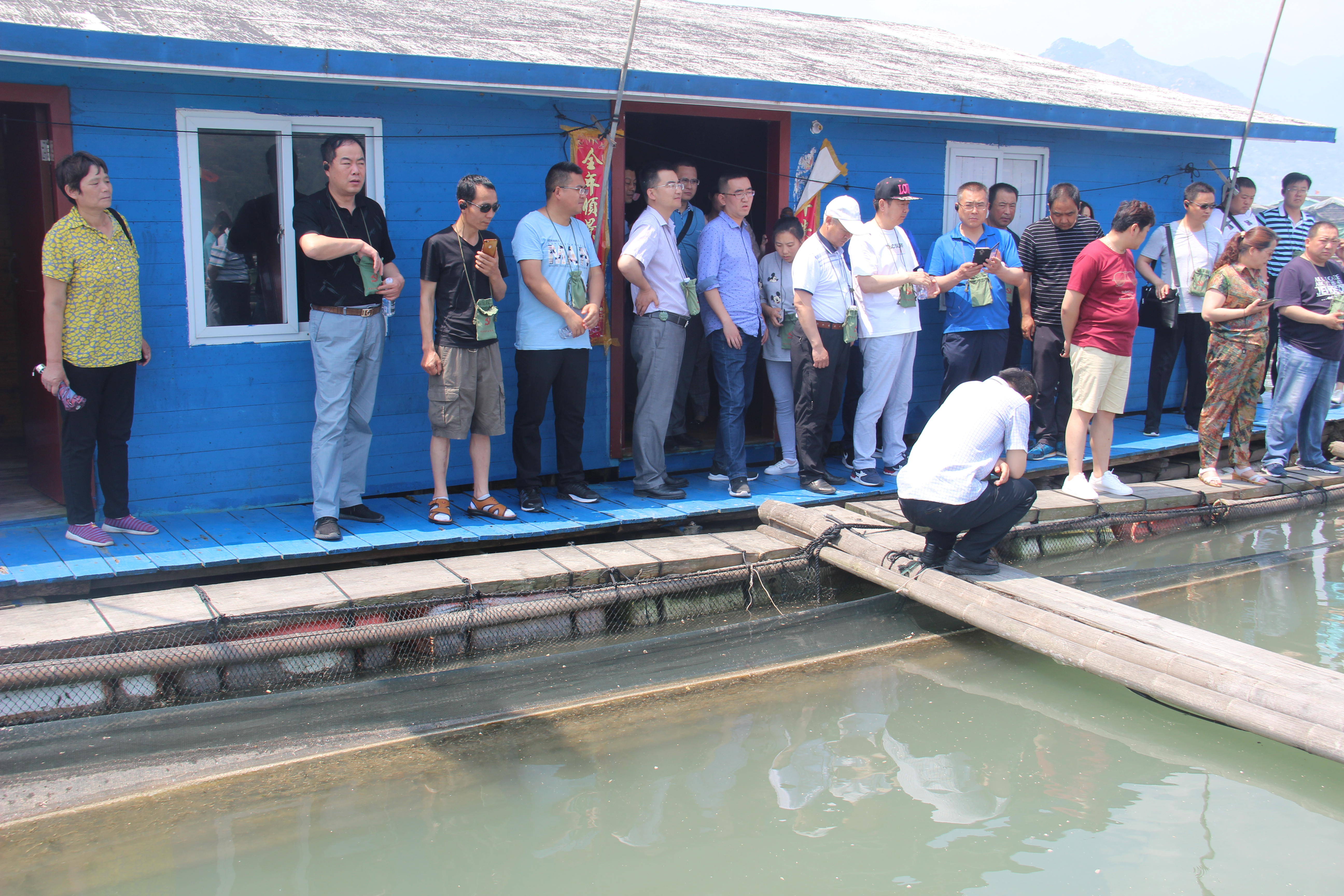 寧德市委黨校組織學員深入我司白稱潭魚排養(yǎng)殖基地參觀指導